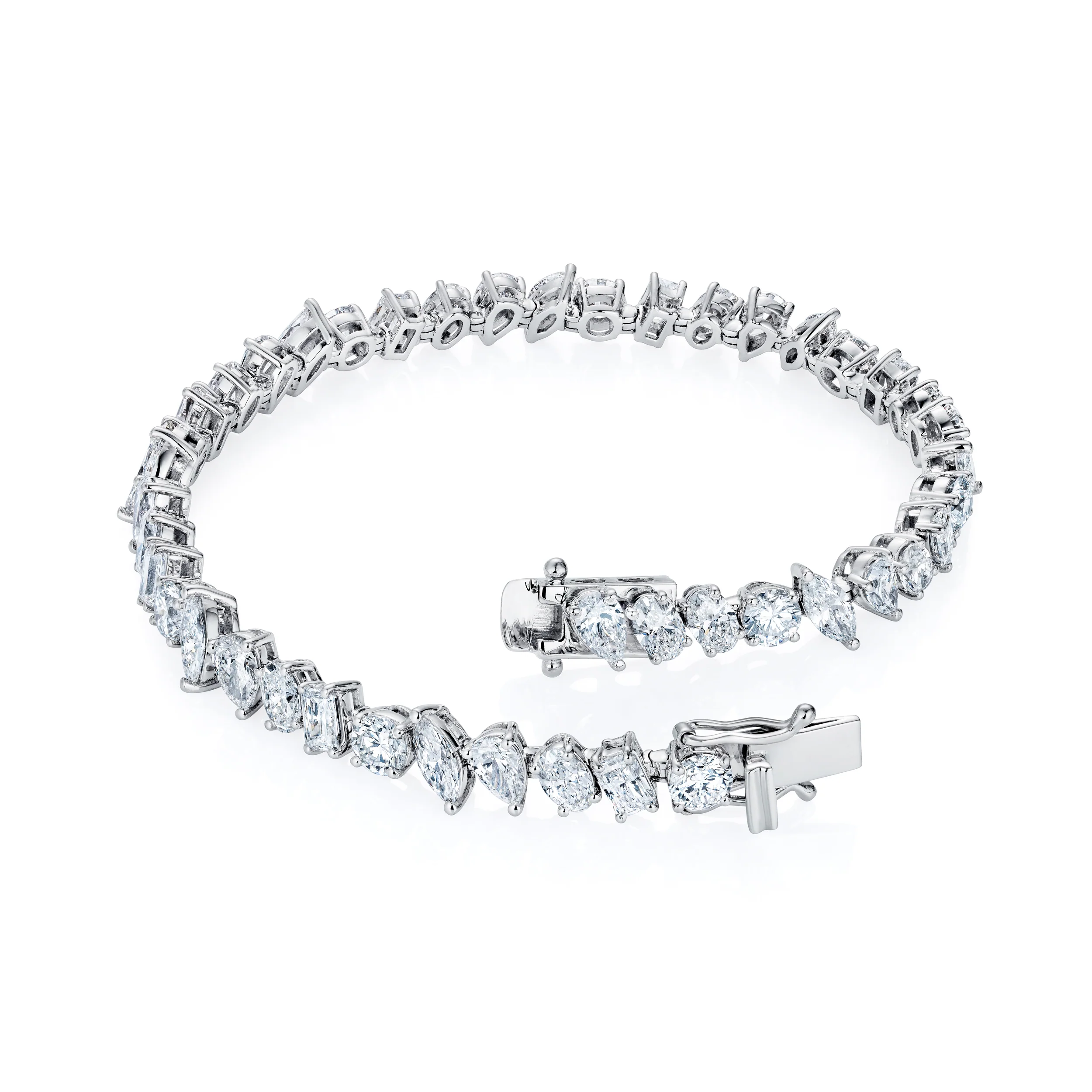 LUXE 10.00ct Lab Diamond Tennis Bracelet with IGI Certified Mixed-Cut Diamonds in 18K White Gold - Image 3
