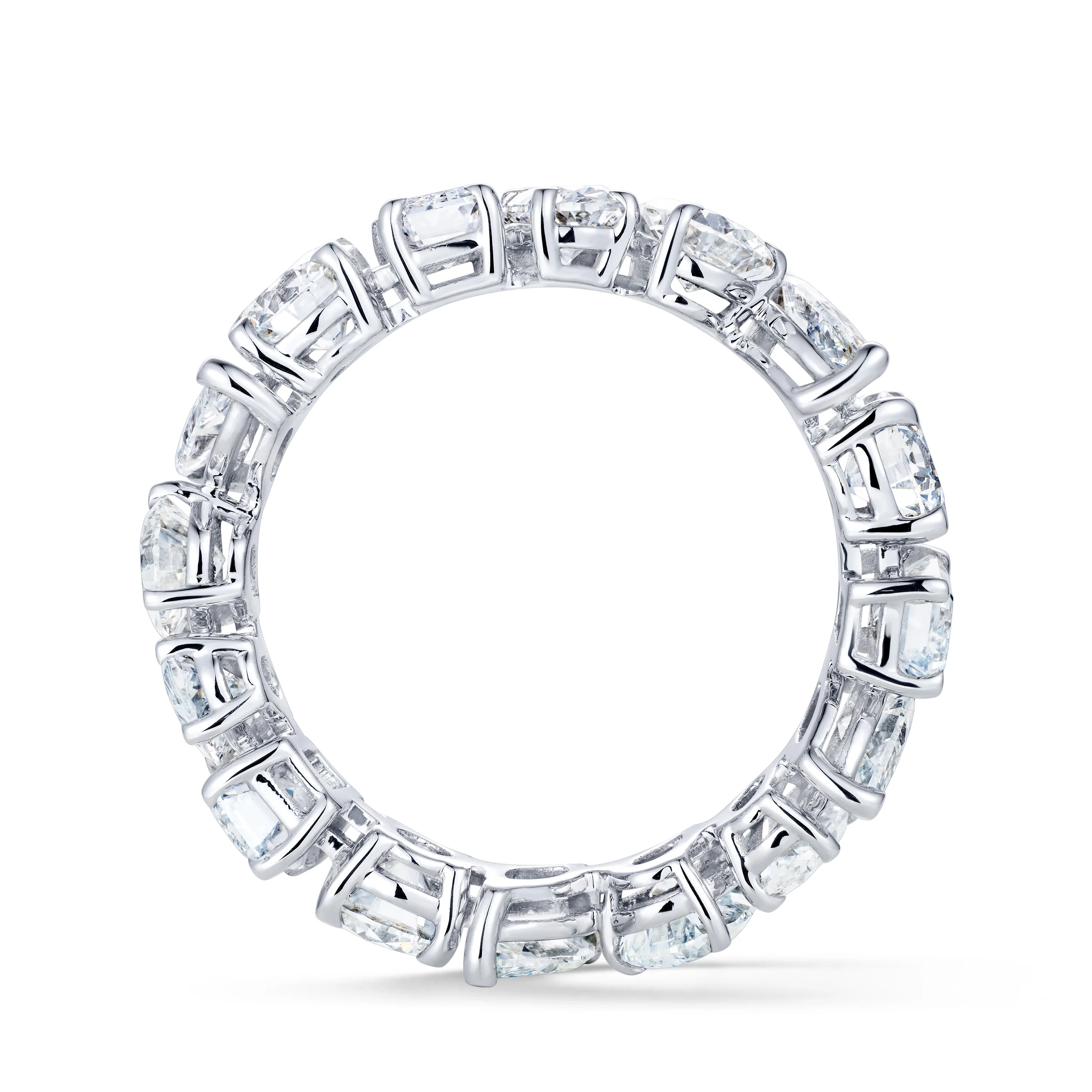 LUXE 4.00ct Lab Diamond Eternity Ring with IGI Certified Asymmetrical-Cut Diamonds in 18K White Gold - Image 5