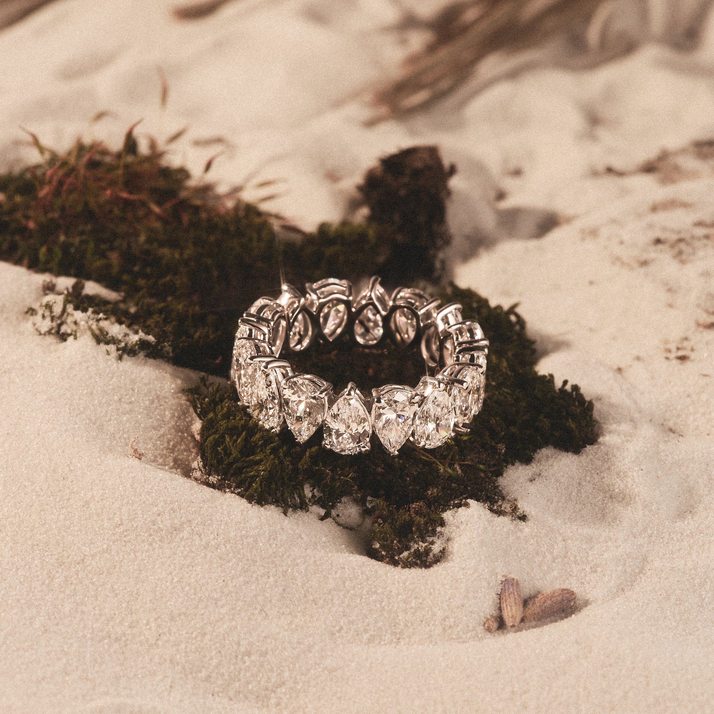 LUXE 5.00ct Lab Diamond Chloe Eternity Ring with IGI Certified Pear-Cut Diamonds in 18K White Gold - Image 2