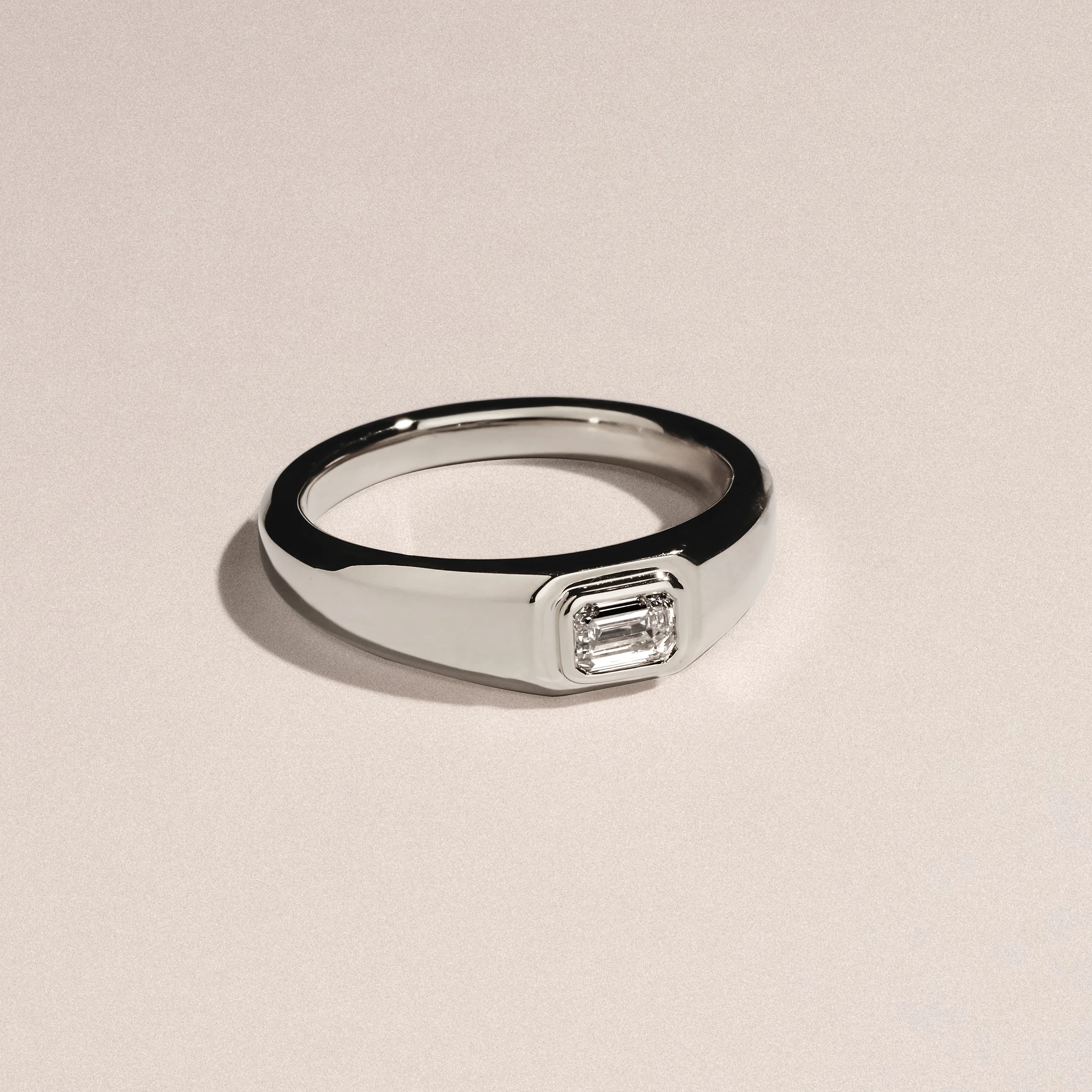 Axis Men's Lab Diamond Signet Ring 0.50ct Emerald Cut Set in 9k White Gold - Image 6