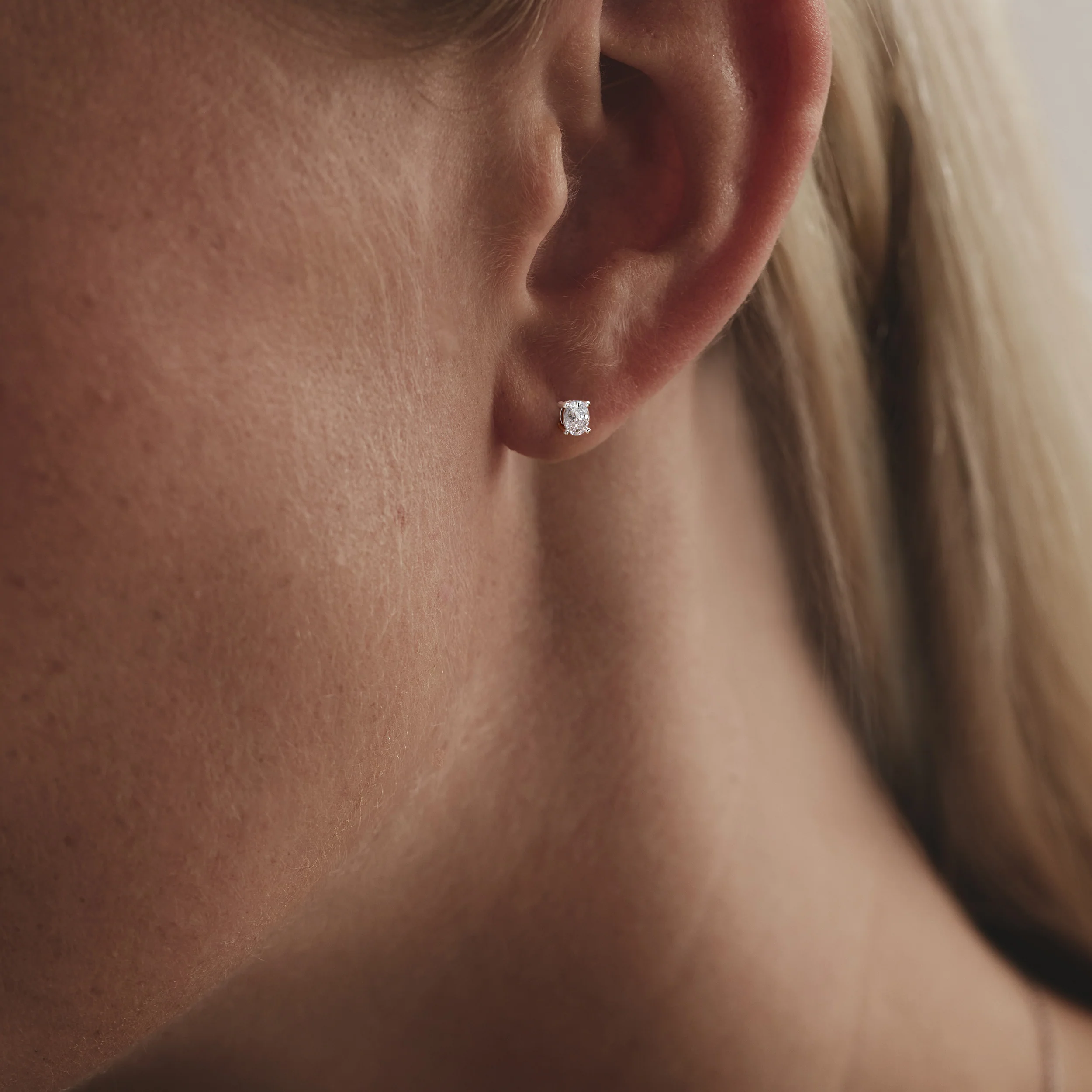 Naomi Oval Cut Lab Diamond Stud Earrings 0.30ct H/SI in 925 Silver - Image 2