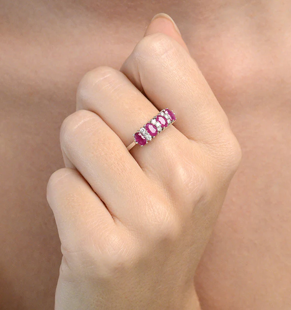 Ruby 1.12ct And Diamond 18K White Gold Ring - Image 4