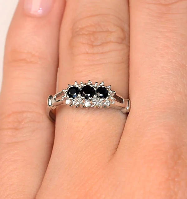 Sapphire 0.34ct And Diamond 9K White Gold Ring - Image 4