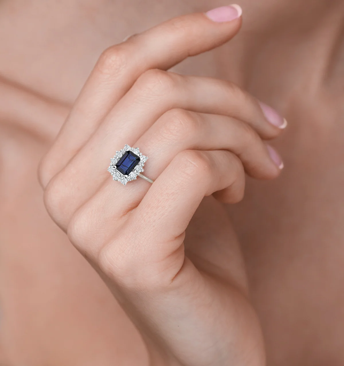 Sapphire 1.15ct And Diamond 0.50ct 18K White Gold Ring - Image 4