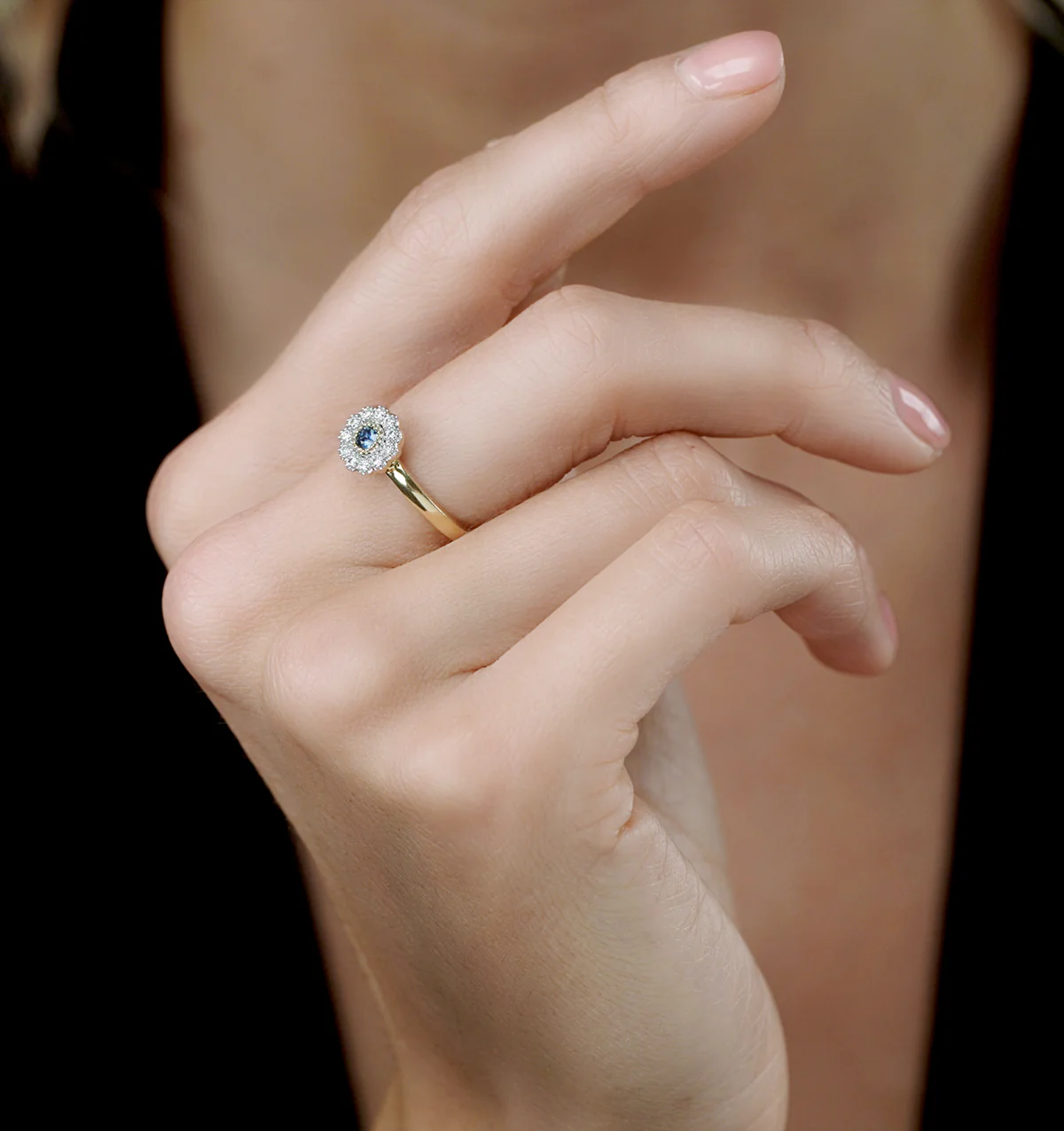 Sapphire and Diamond Halo Ring in 18K Gold - Asteria Collection - Image 2