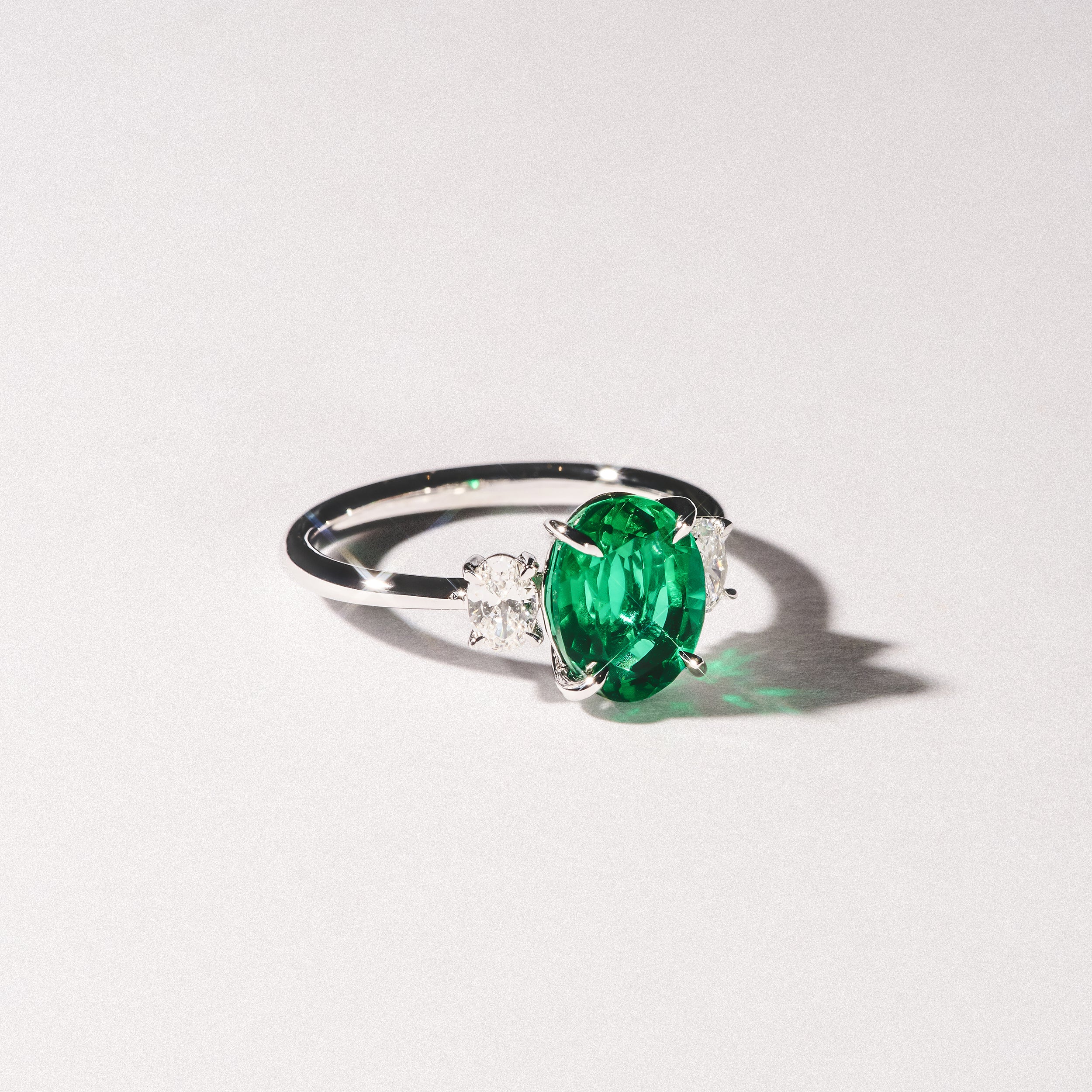 Solene 2.00ct Oval Cut Lab Emerald and Lab Diamond 3 Stone Engagement Ring in 18K White Gold - Image 8