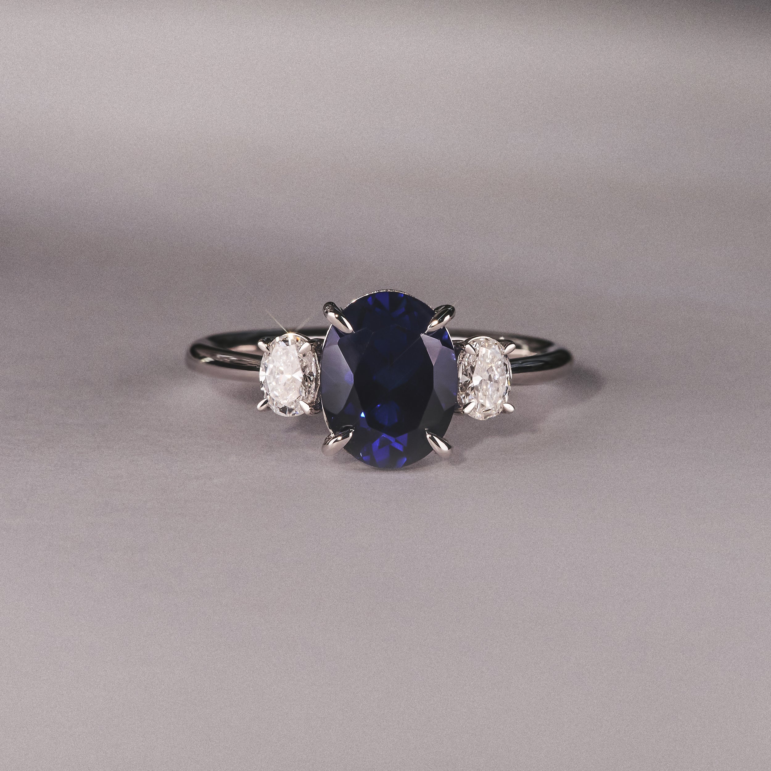 Solene 2.00ct Oval Cut Lab Sapphire and Lab Diamond  3 Stone Engament Ring in 18K White Gold - Image 6