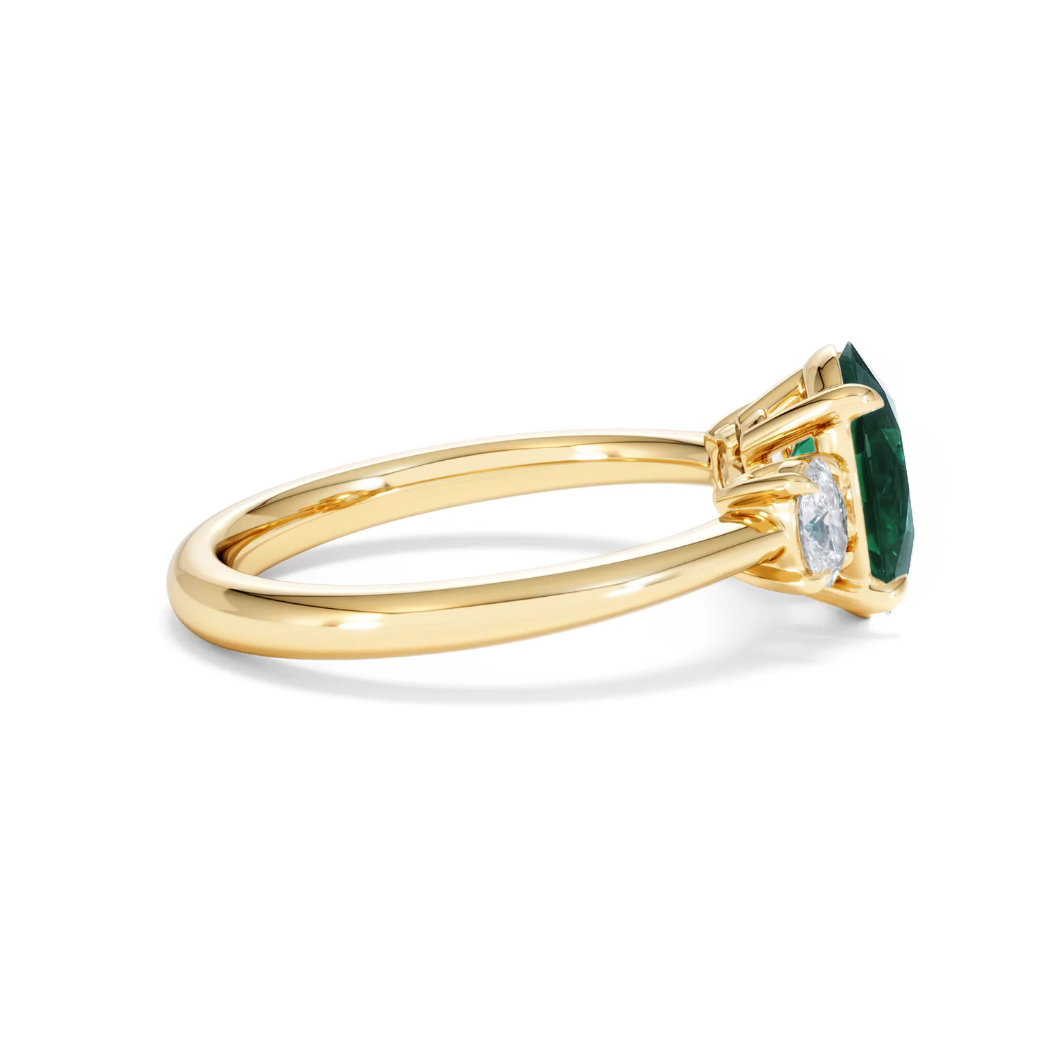 Solene 2.00ct Oval Lab Emerald and Lab Diamond 3 Stone Engagement Ring in 18K Yellow Gold - Image 29