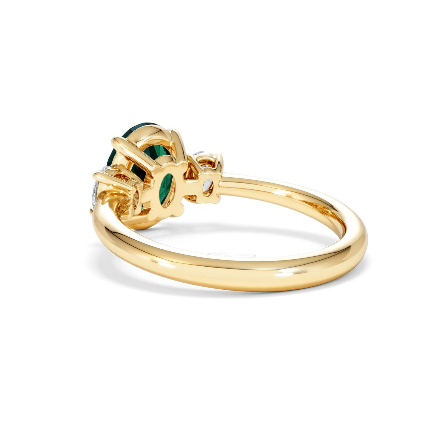 Solene 2.00ct Oval Lab Emerald and Lab Diamond 3 Stone Engagement Ring in 18K Yellow Gold - Image 57