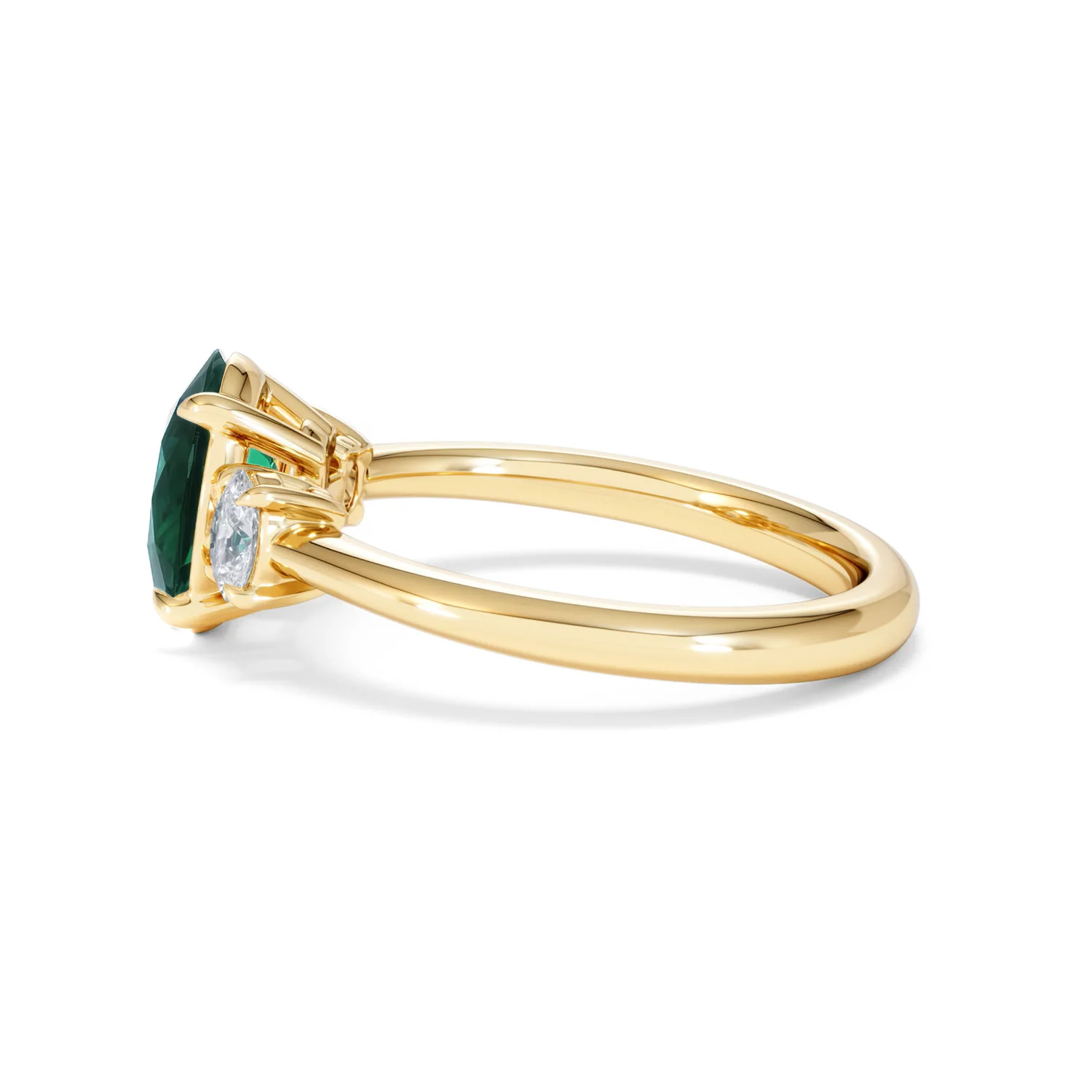 Solene 2.00ct Oval Lab Emerald and Lab Diamond 3 Stone Engagement Ring in 18K Yellow Gold - Image 68