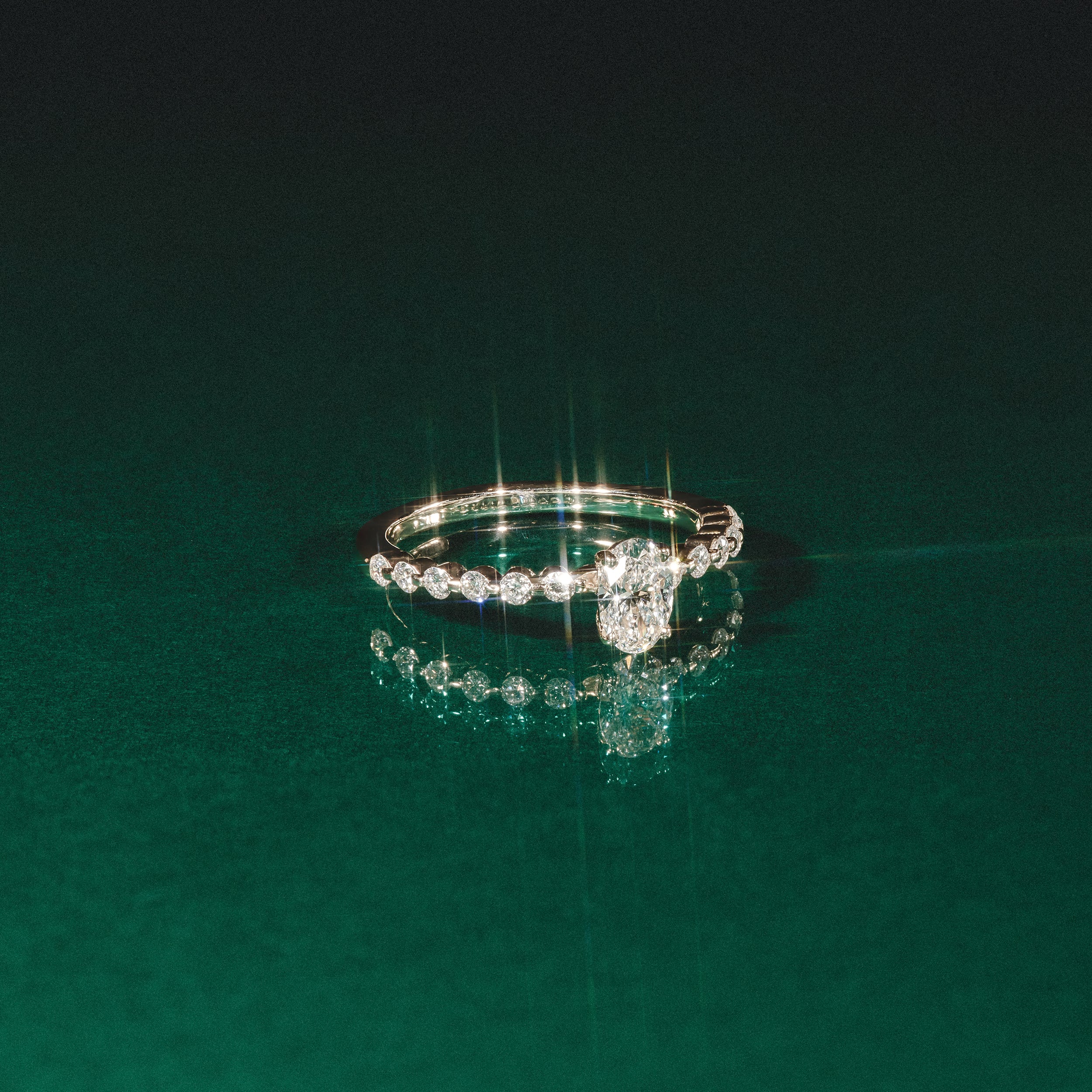 Solstice Oval Cut 0.80ct Lab Diamond Engagement Ring F/VS in 9k Gold - Image 6