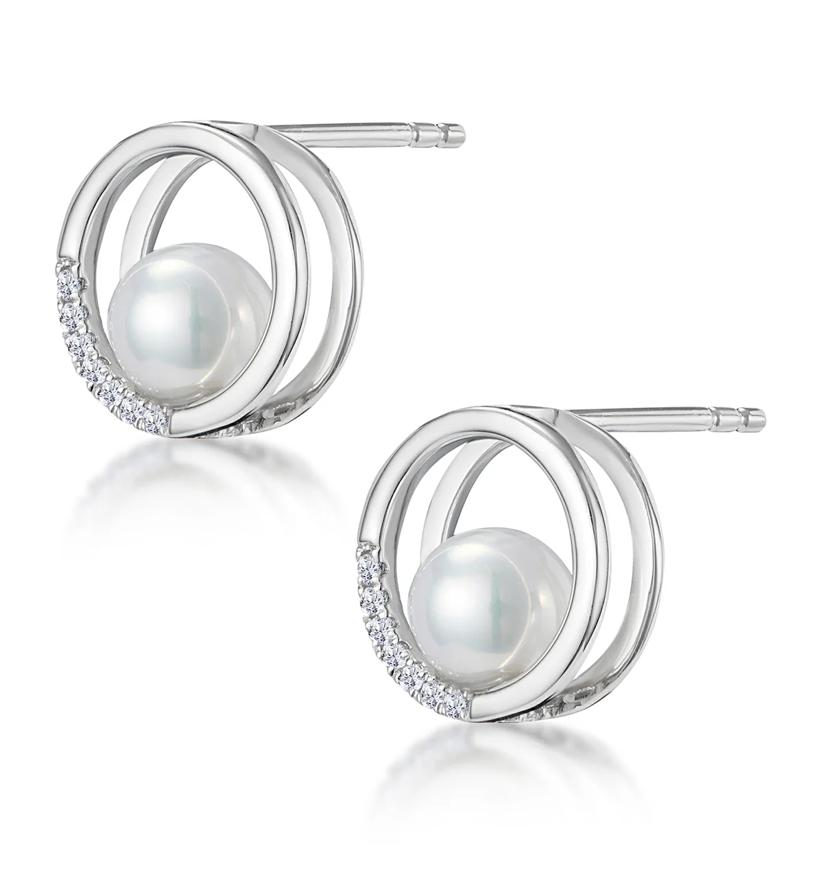 Stellato Circle and Pearl Diamond Earrings in 9K White Gold - Image 2