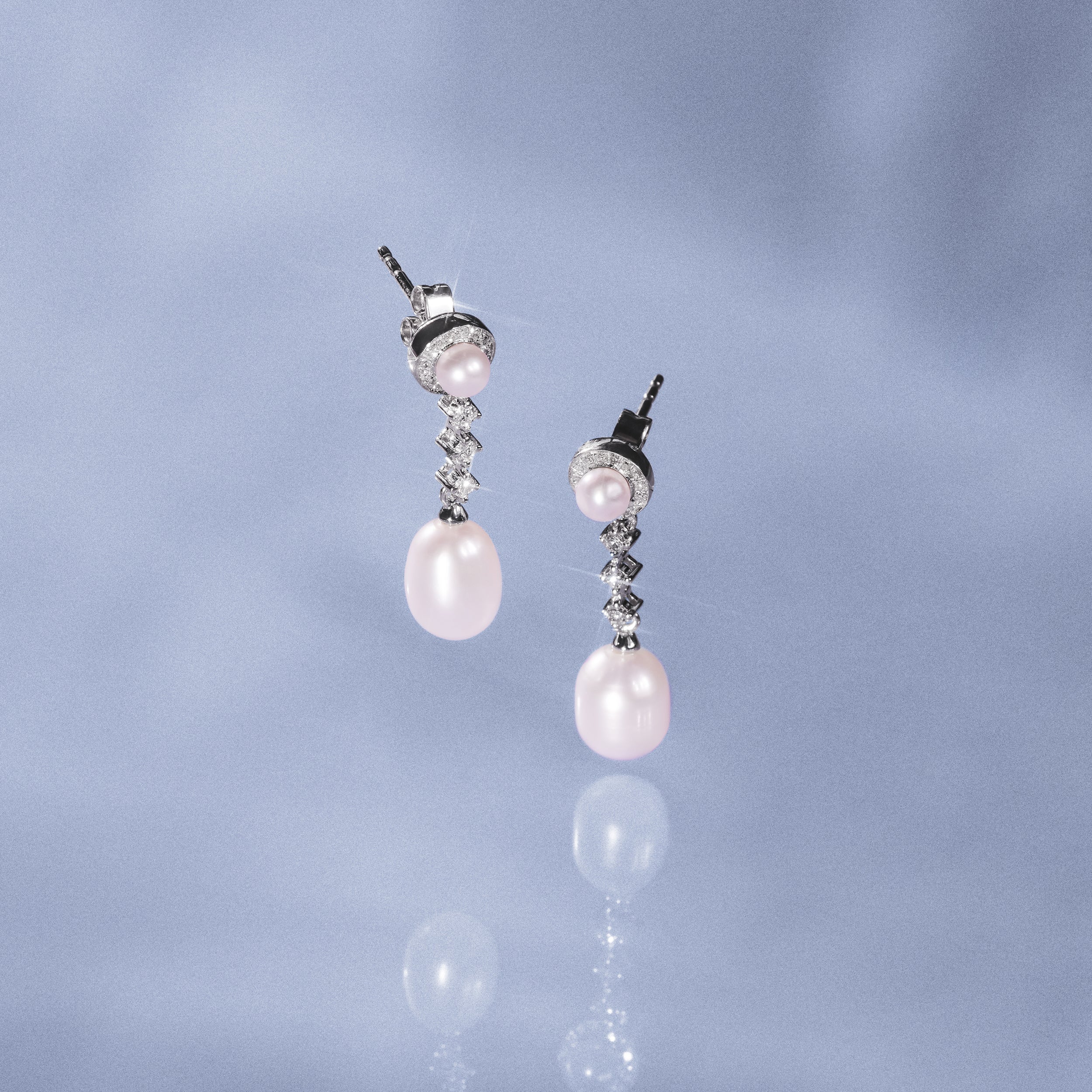 Stellato Collection Pearl and Diamond Earrings in 9K White Gold - Image 5
