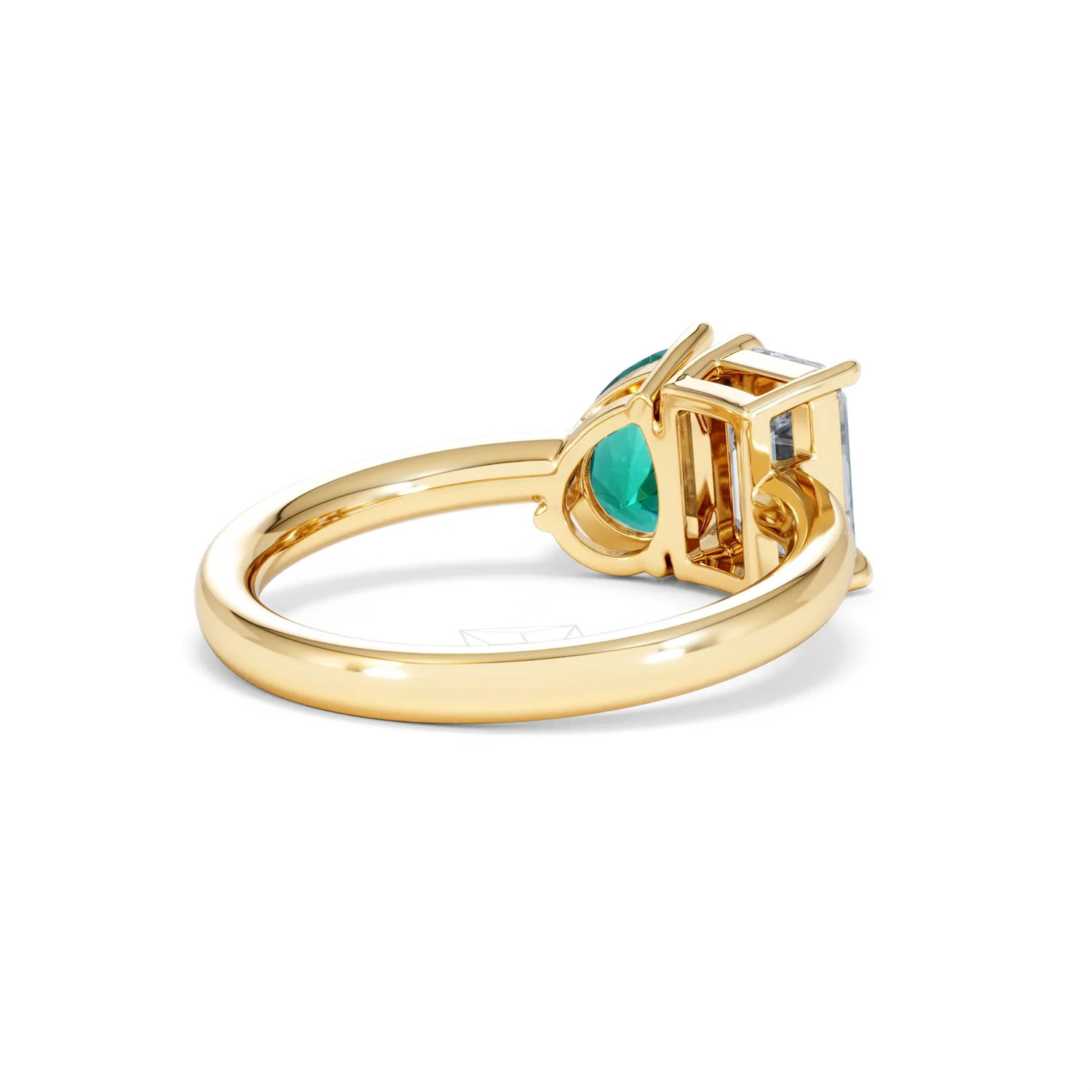 Toi Et Moi 1.50ct Emerald Cut Lab Diamond and 1.50ct Pear Lab Emerald Engagement Ring in 18K Yellow Gold - Image 41