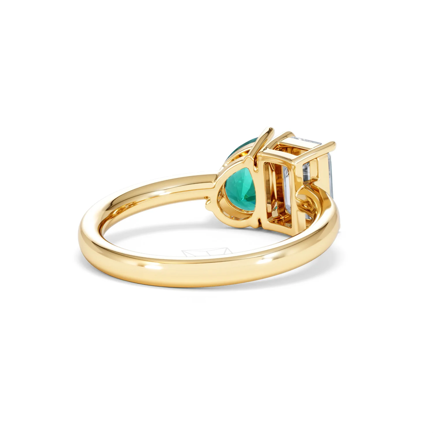 Toi Et Moi 1.50ct Emerald Cut Lab Diamond and 1.50ct Pear Lab Emerald Engagement Ring in 18K Yellow Gold - Image 42