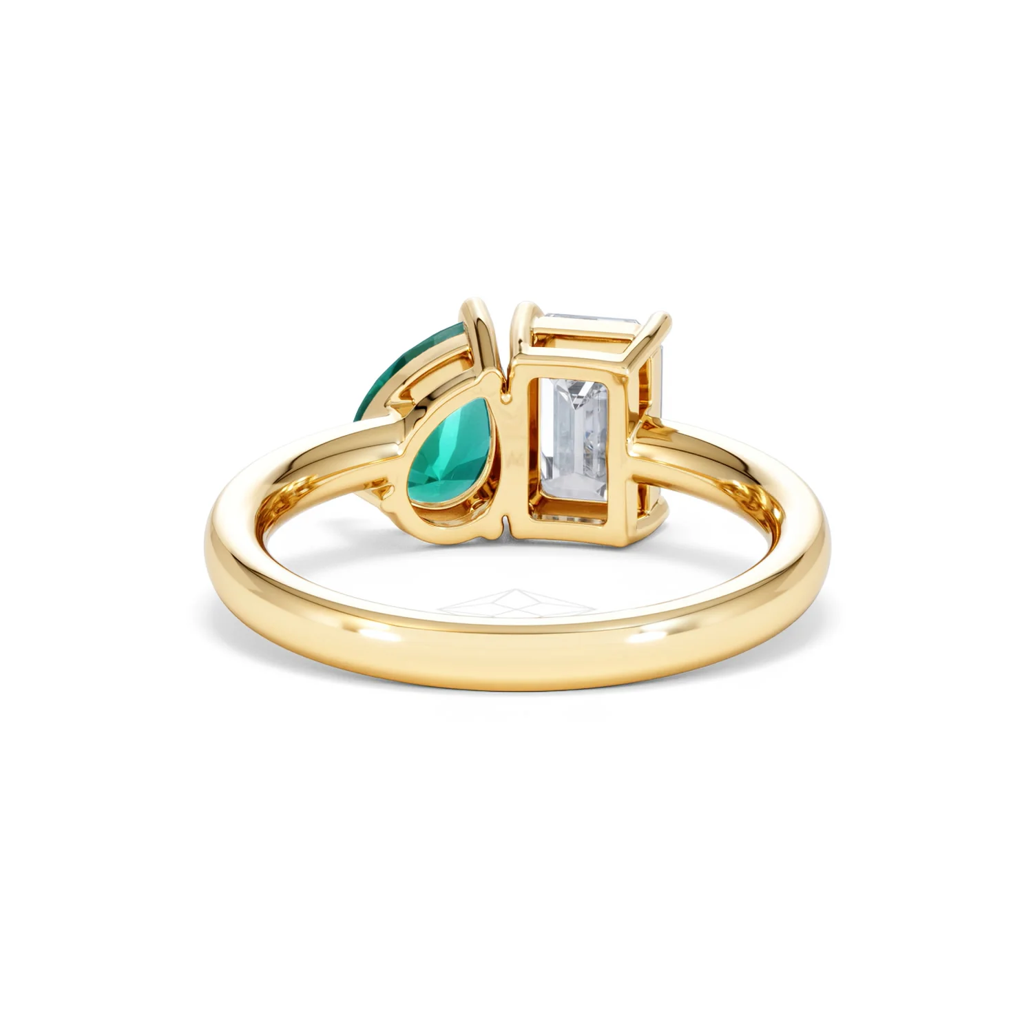 Toi Et Moi 1.50ct Emerald Cut Lab Diamond and 1.50ct Pear Lab Emerald Engagement Ring in 18K Yellow Gold - Image 49