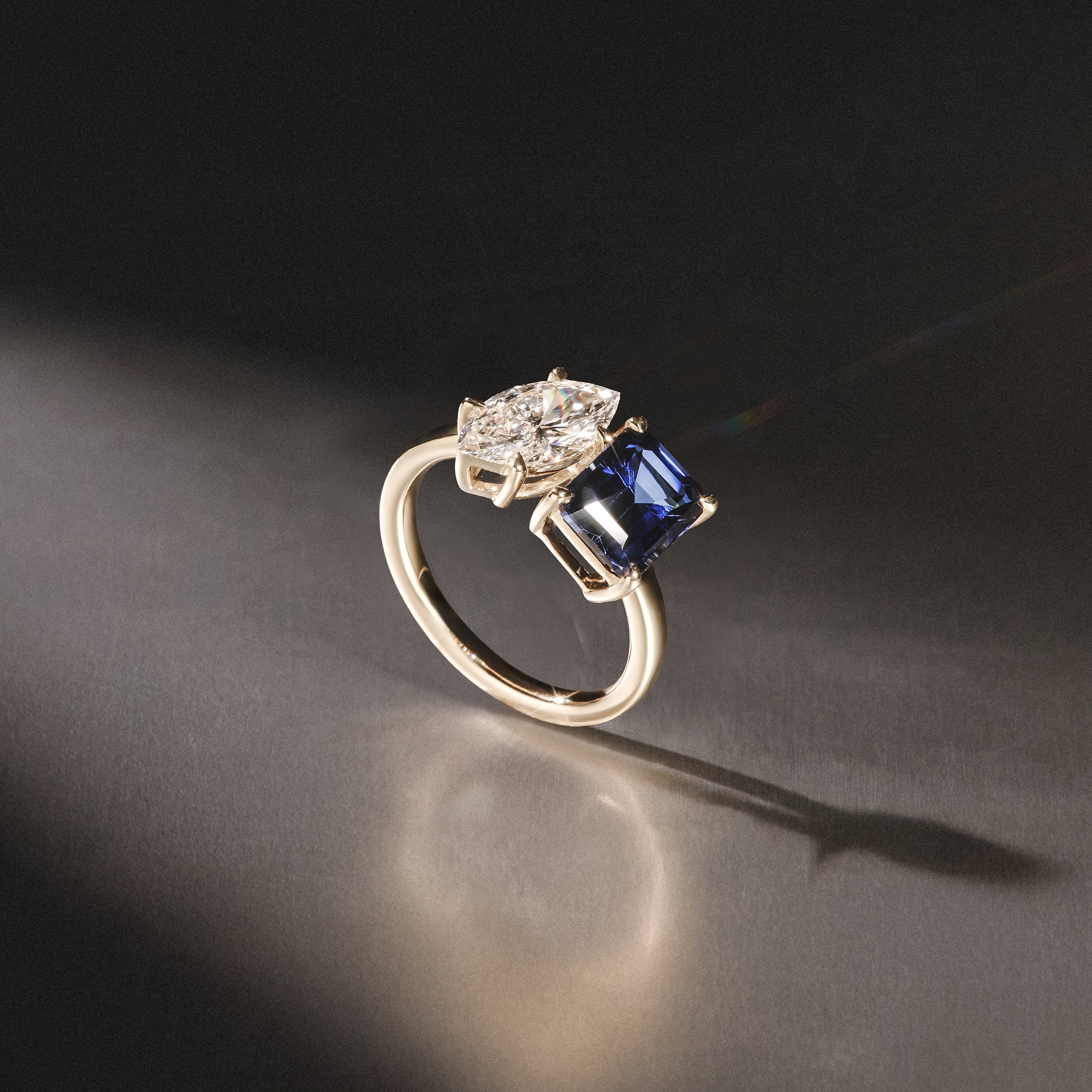 Toi Et Moi 1.50ct Marquise Lab Diamond and 3.30ct Emerald Cut Lab Sapphire Engagement Ring in 18K Yellow Gold - Image 8