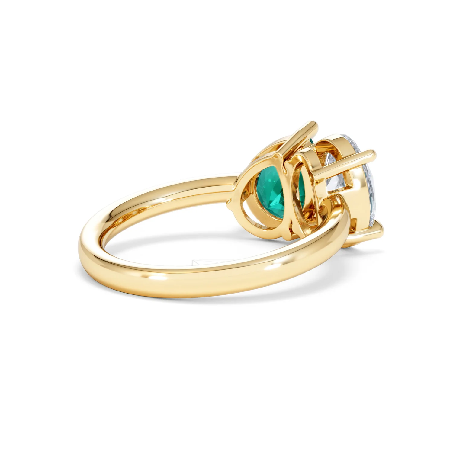 Toi Et Moi 1.50ct Oval Lab Diamond and 2.00ct Pear Lab Emerald Engagement Ring in 18K Yellow Gold - Image 38