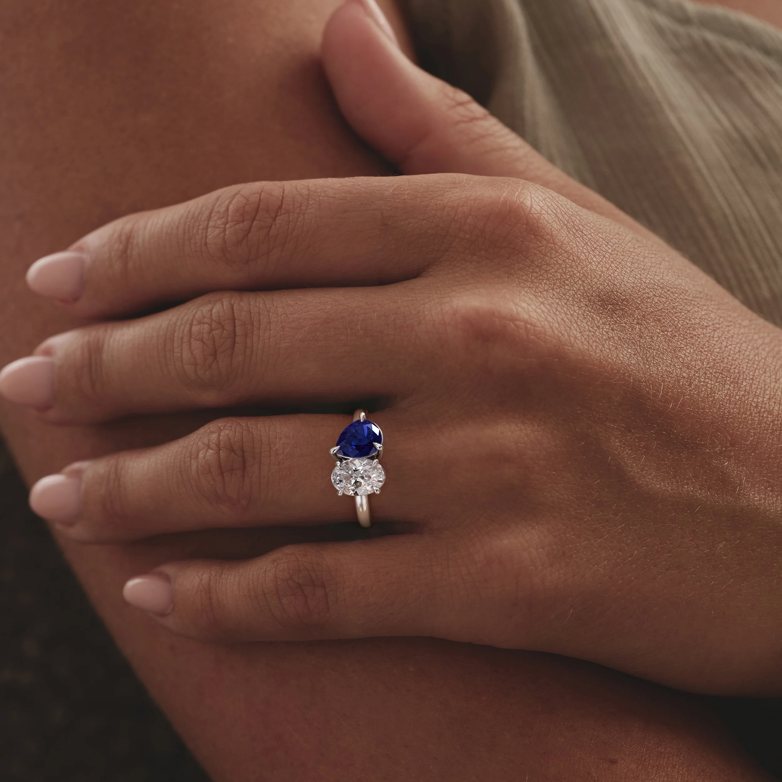 Toi Et Moi 1.50ct Oval Lab Diamond and 2.00ct Pear Lab Sapphire Engagement Ring in Platinum - Image 2