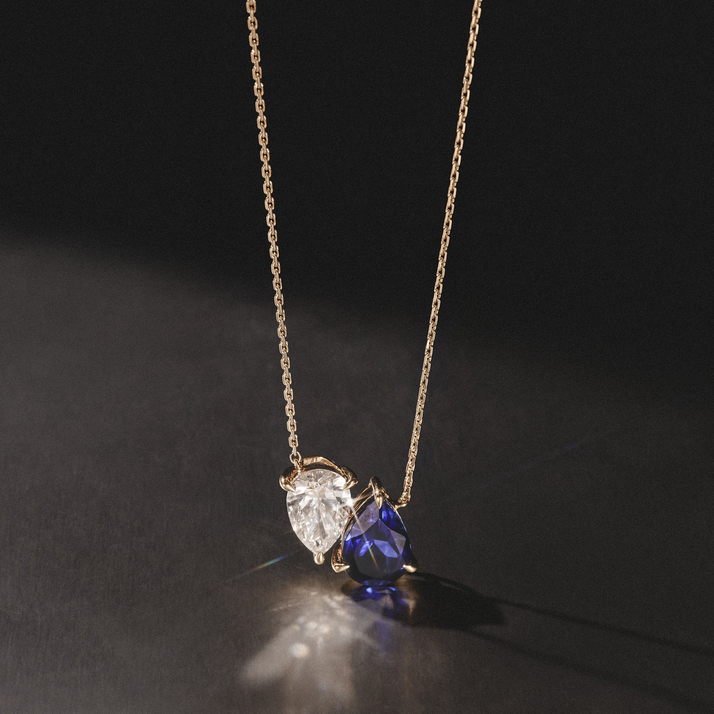 Toi Et Moi 1.50ct Pear Lab Diamond and 2.50ct Pear Lab Sapphire Necklace in 18K Yellow Gold - Image 8