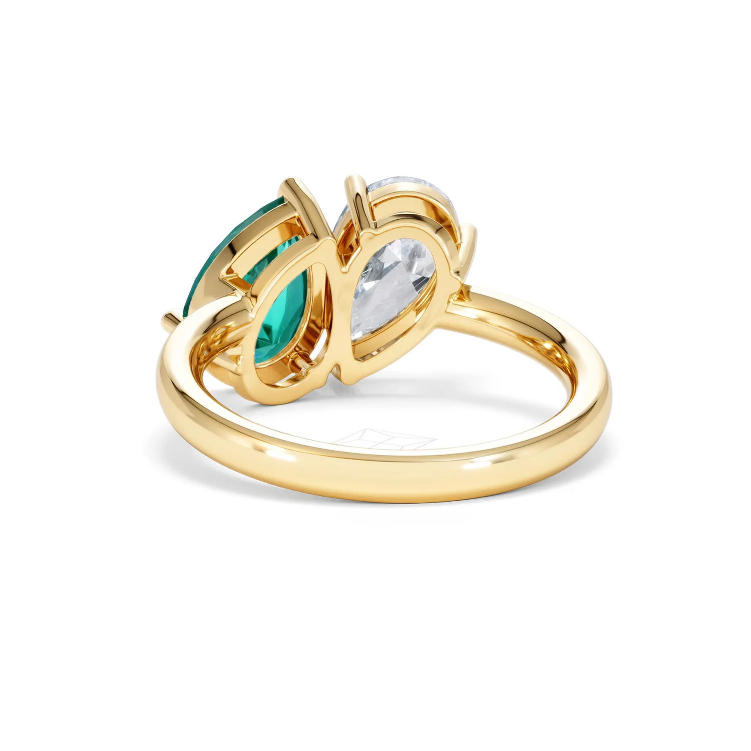Toi Et Moi 1.50ct Pear Lab Diamond and 2.60ct Pear Lab Emerald Engagement Ring in 18K Yellow Gold - Image 52