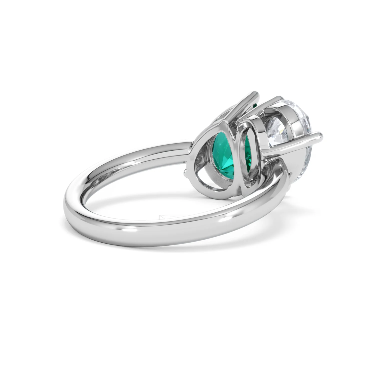 Toi Et Moi 1.50ct Pear Lab Diamond and 2.60ct Pear Lab Emerald Engagement Ring in Platinum - Image 39