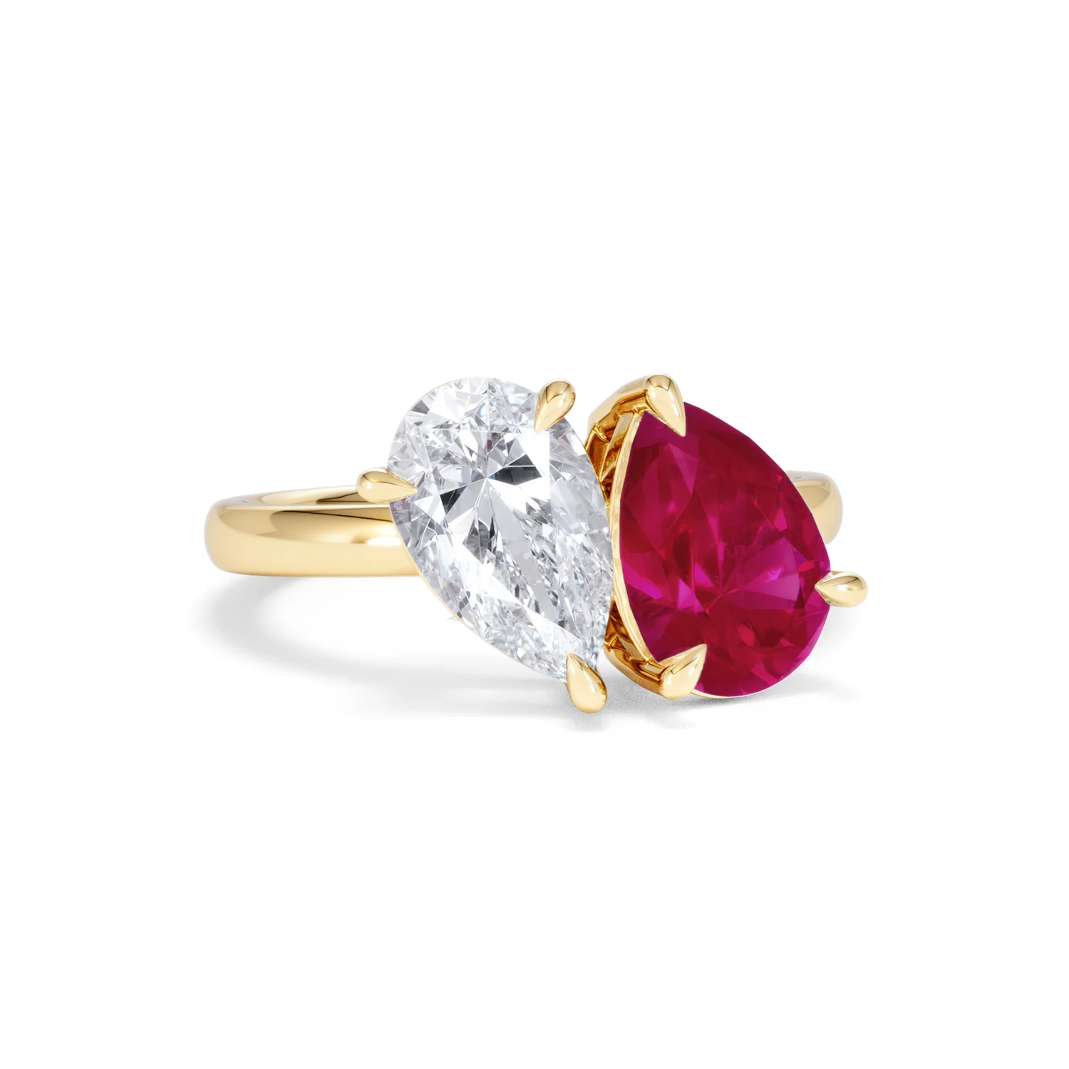 Toi Et Moi 1.50ct Pear Lab Diamond and 2.60ct Pear Lab Ruby Engagement Ring in 18K Yellow Gold - Image 12