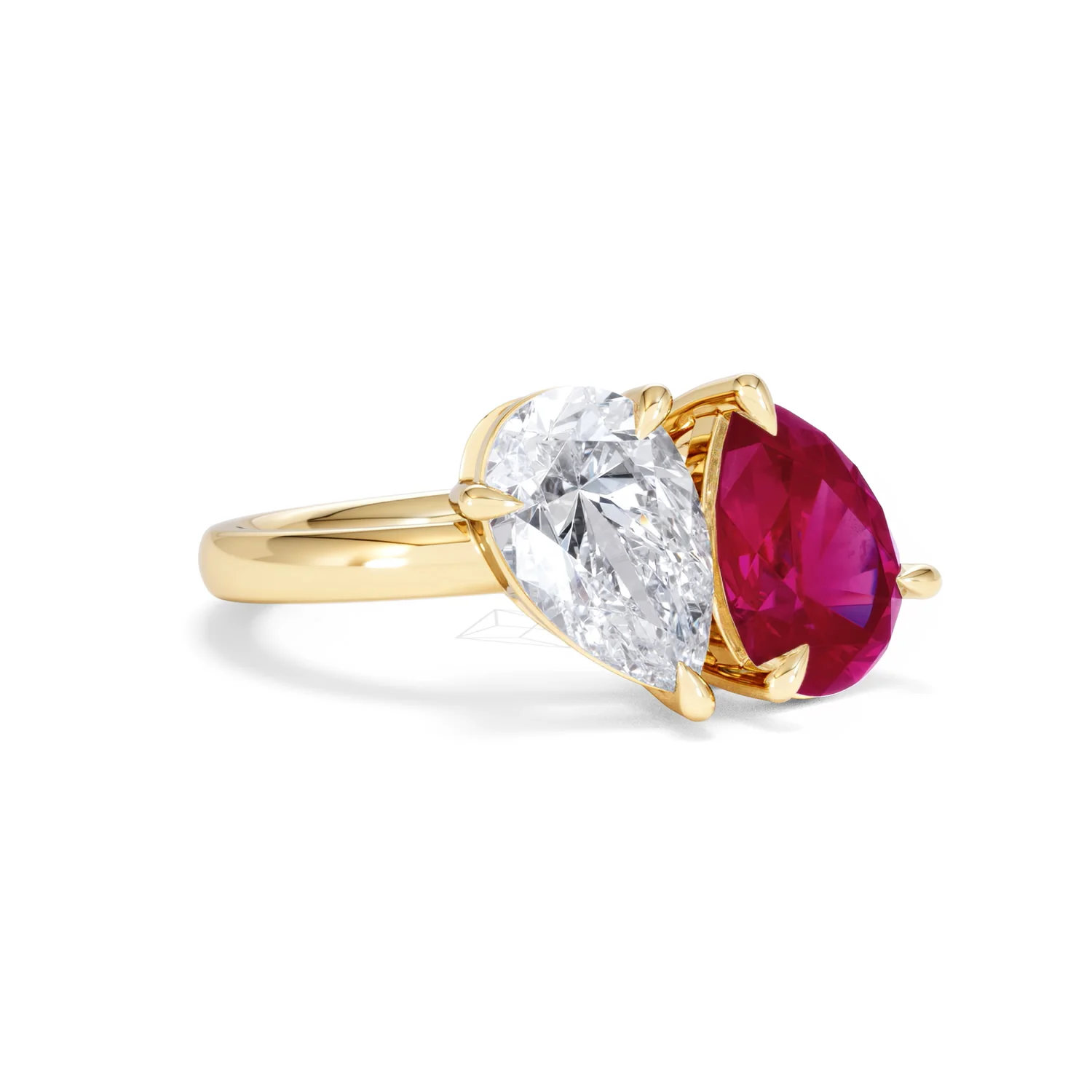 Toi Et Moi 1.50ct Pear Lab Diamond and 2.60ct Pear Lab Ruby Engagement Ring in 18K Yellow Gold - Image 15