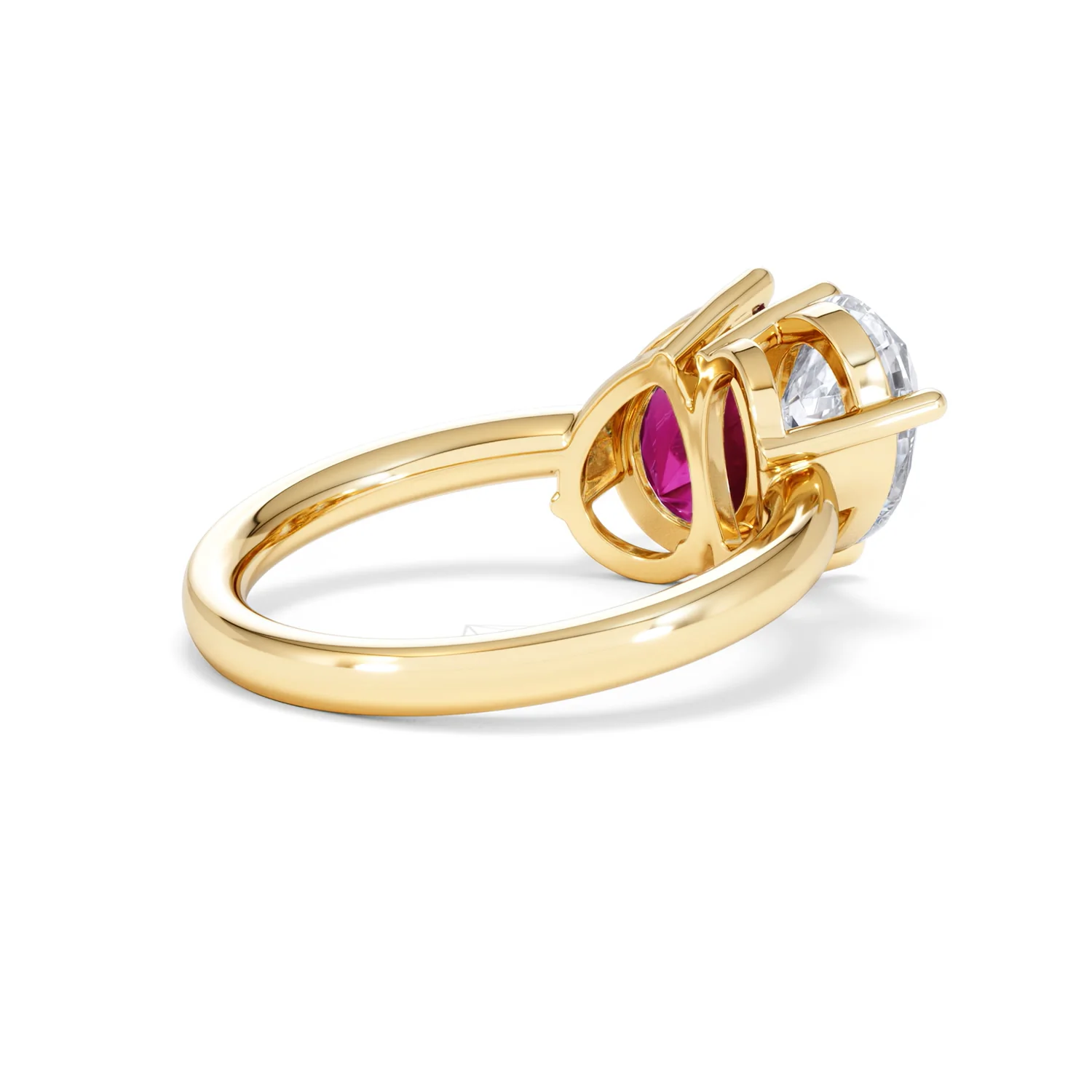 Toi Et Moi 1.50ct Pear Lab Diamond and 2.60ct Pear Lab Ruby Engagement Ring in 18K Yellow Gold - Image 38