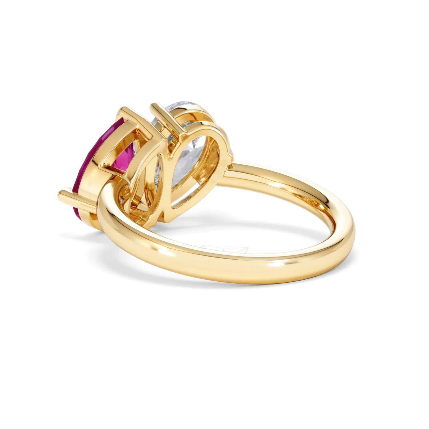 Toi Et Moi 1.50ct Pear Lab Diamond and 2.60ct Pear Lab Ruby Engagement Ring in 18K Yellow Gold - Image 57