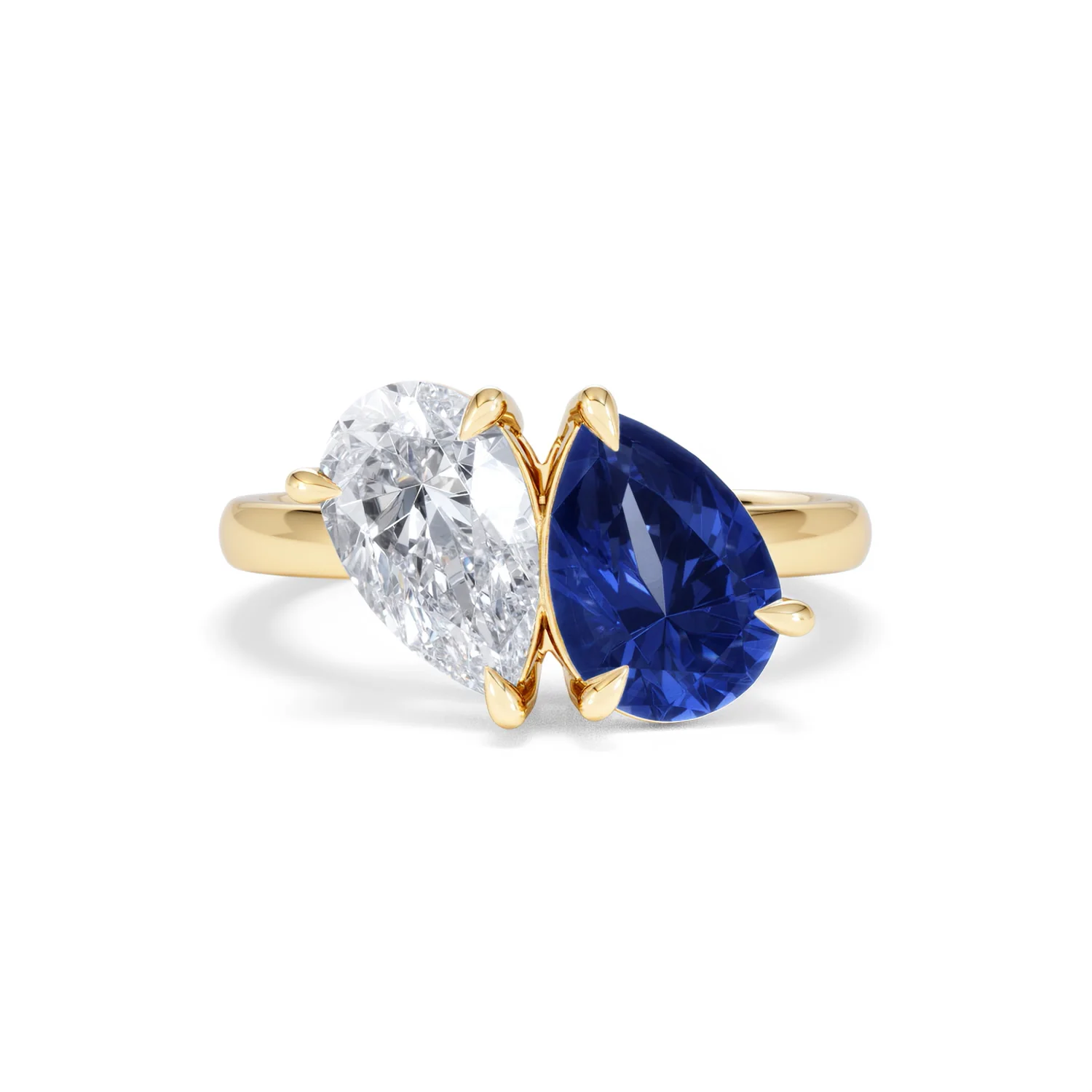 Toi Et Moi 1.50ct Pear Lab Diamond and 2.60ct Pear Lab Sapphire Engagement Ring in 18K Yellow Gold - Image 8