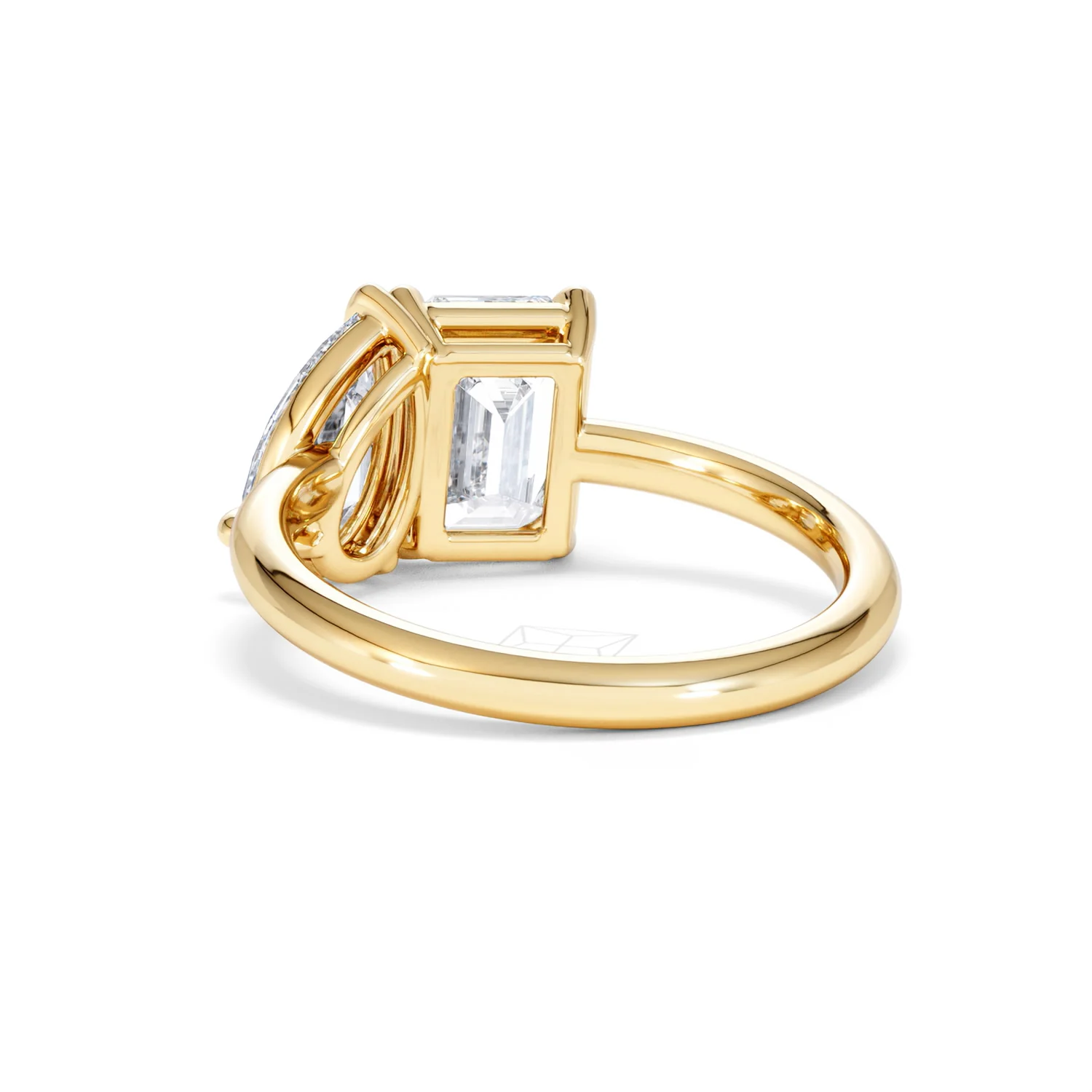 Toi Et Moi 3.00ct Emeraldand Pear Cut Lab Diamond Engagement Ring in 18K Yellow Gold - Image 55