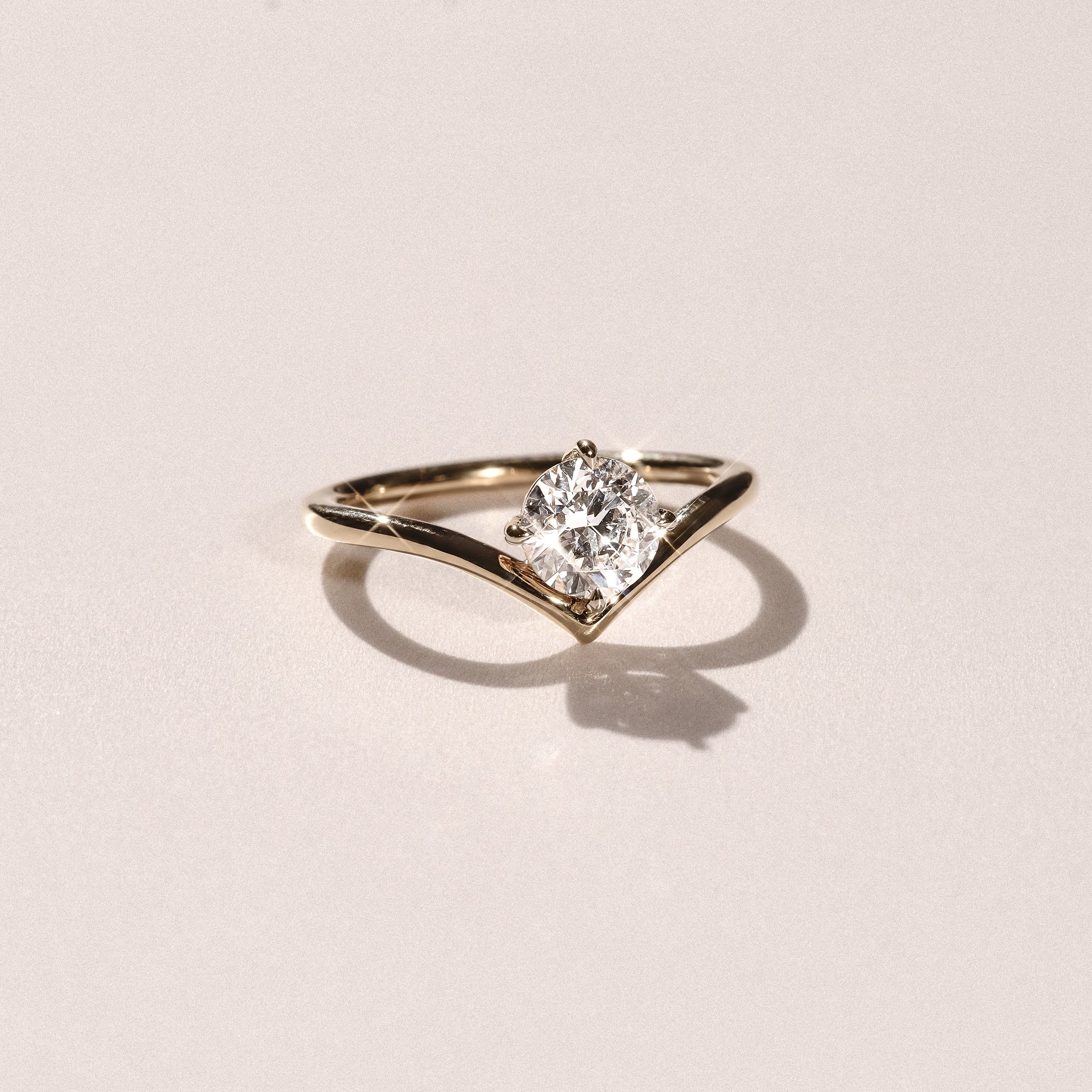 Vela 1.00ct Round Cut Lab Diamond Solitaire Engagement Ring in 18K Yellow Gold - Image 6